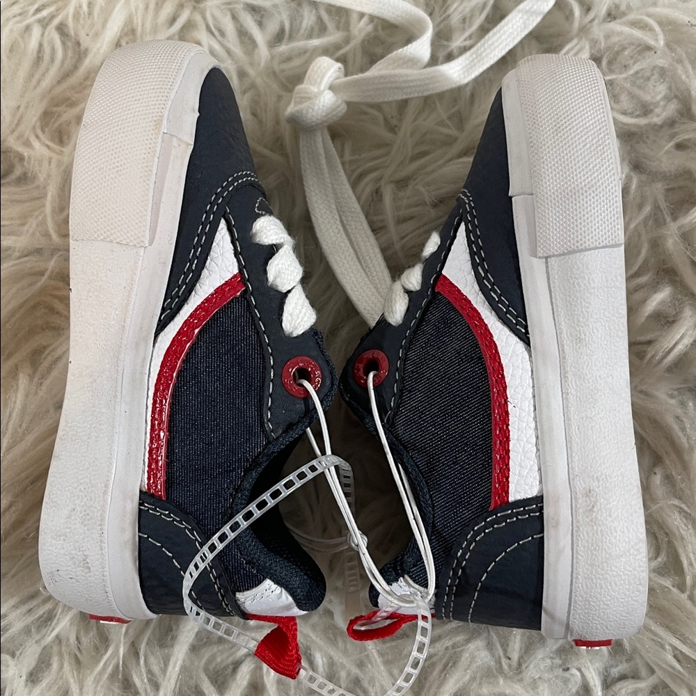 Levi's Leather Lace Up Closure Sneakers Toddler Size 5 - Picture 7 of 9